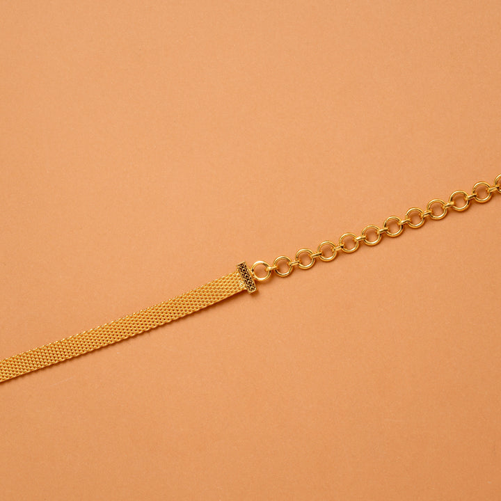 Classic Emerald Stone Pearl Drops Golden Oddiyanam