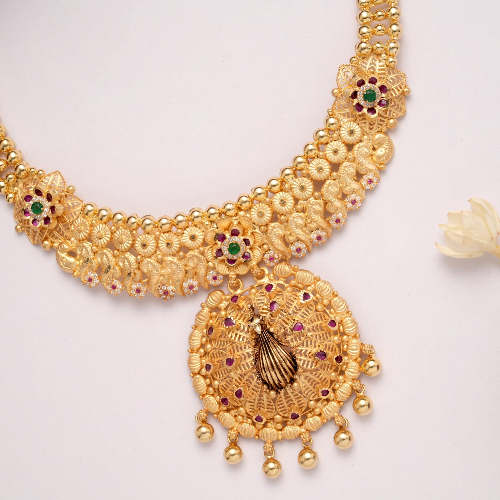 Fancy Peacock Motif Round Pattern Golden Necklace