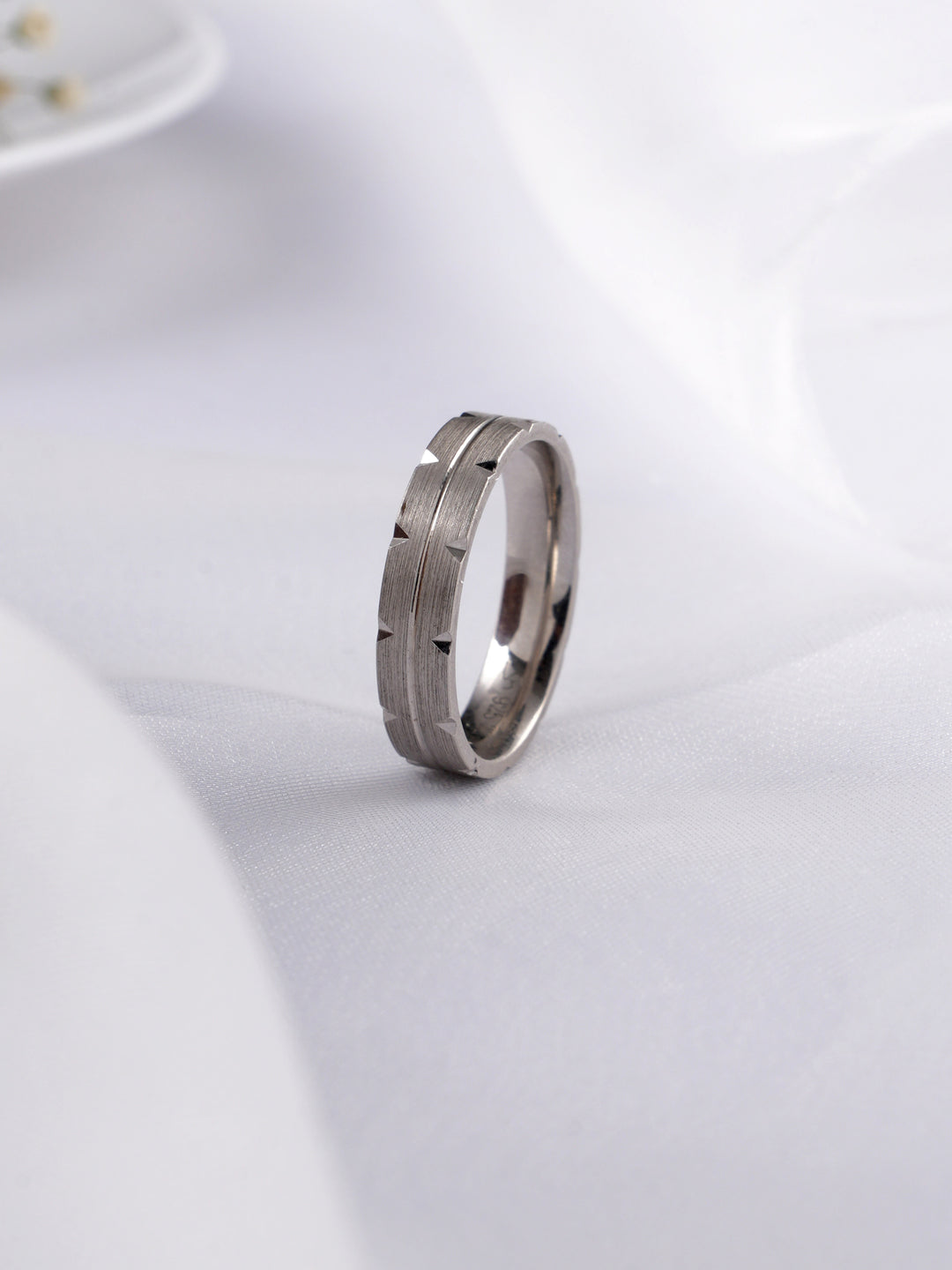 Matte Finish Cut-Line Ring