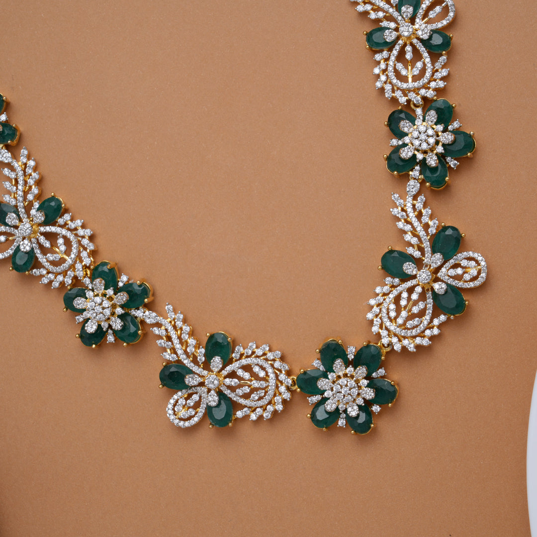 Beautiful Five Leaf Emerlad Floral Golden Swarovski Necklace