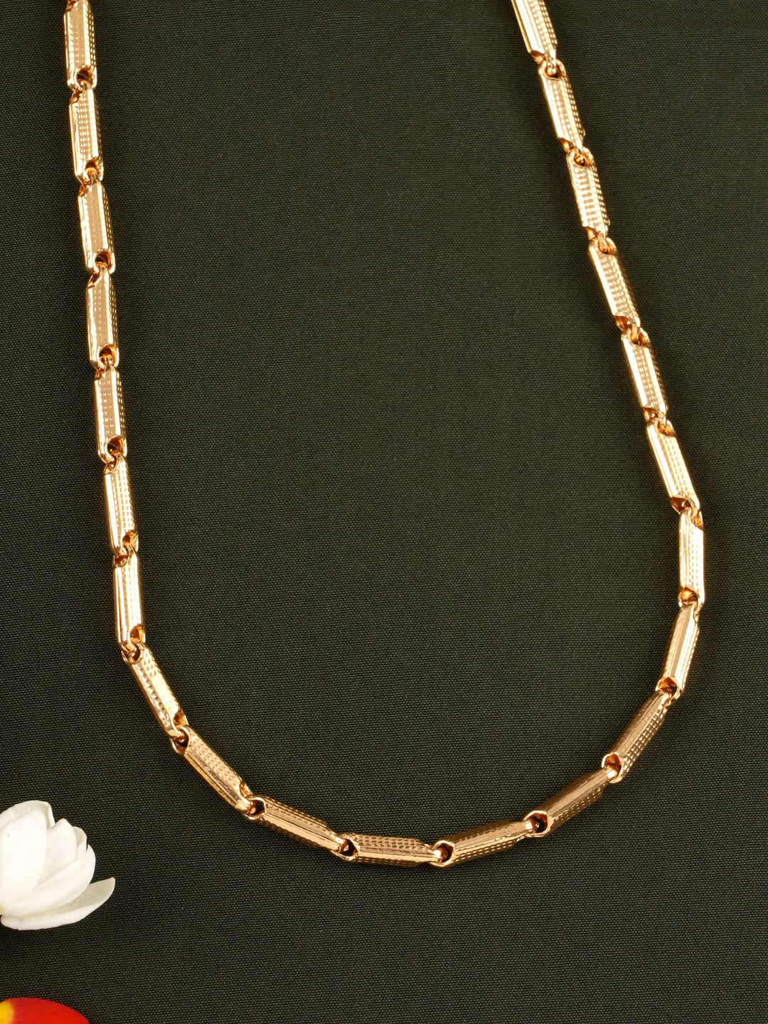 Luxe Box Groove Chain