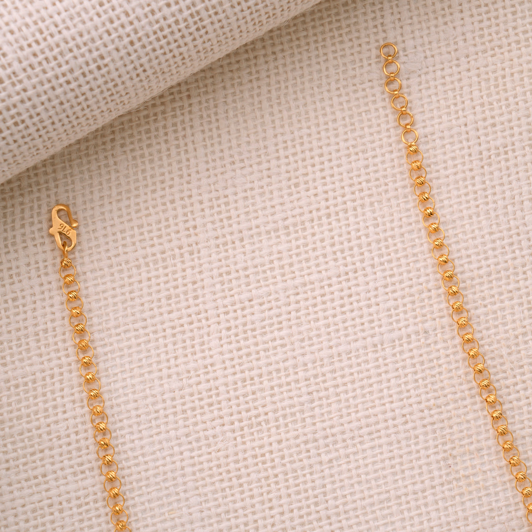 Fancy Floral Design Gold Necklace