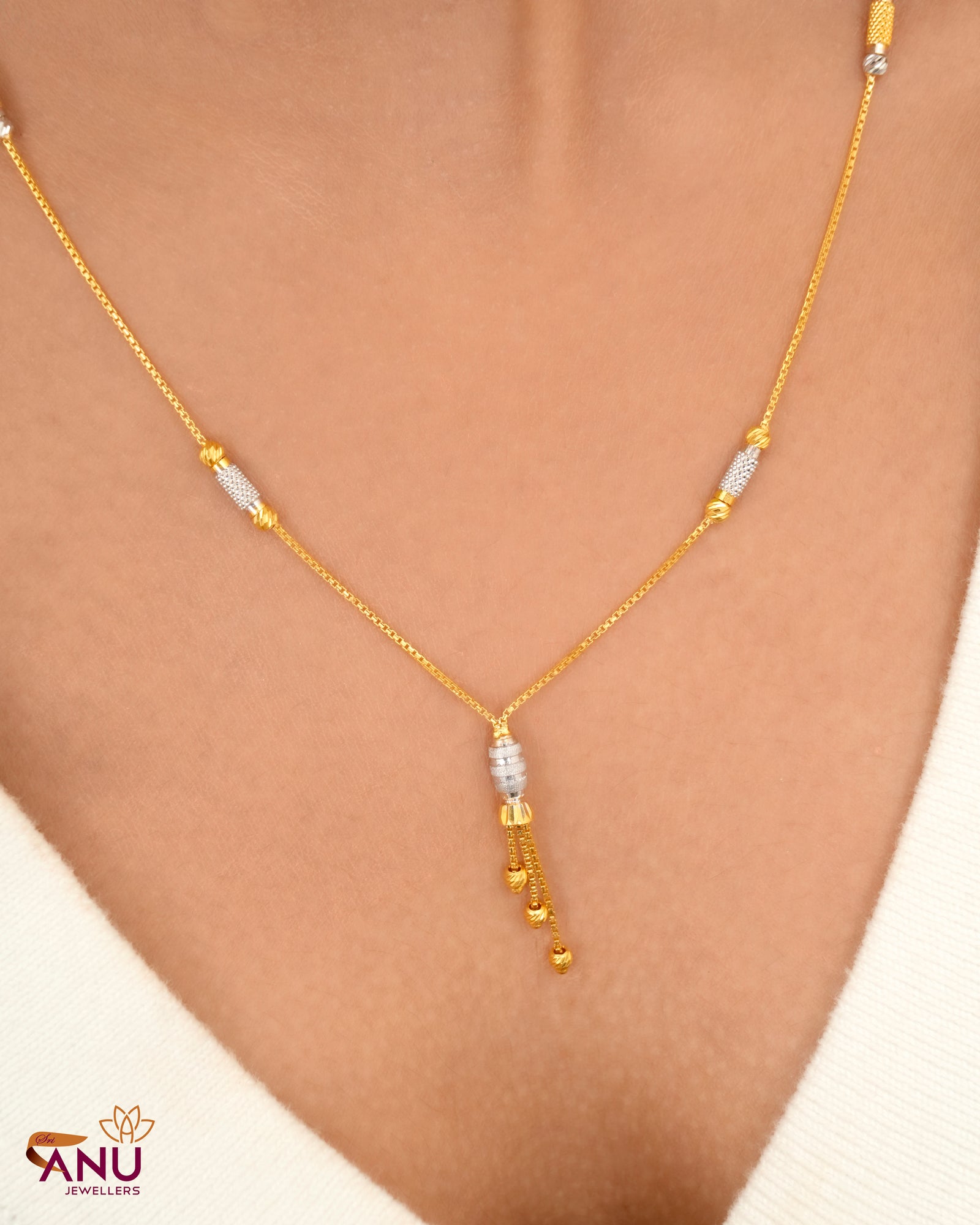 Stylish White Ball Pattern Gold Chain