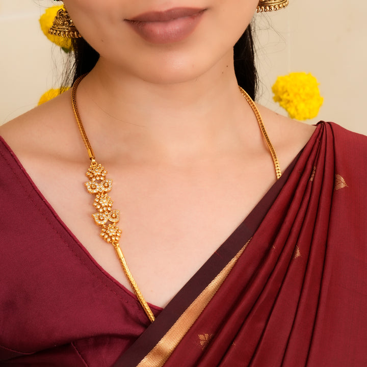 Elegant Flower Design Mugappu Chain