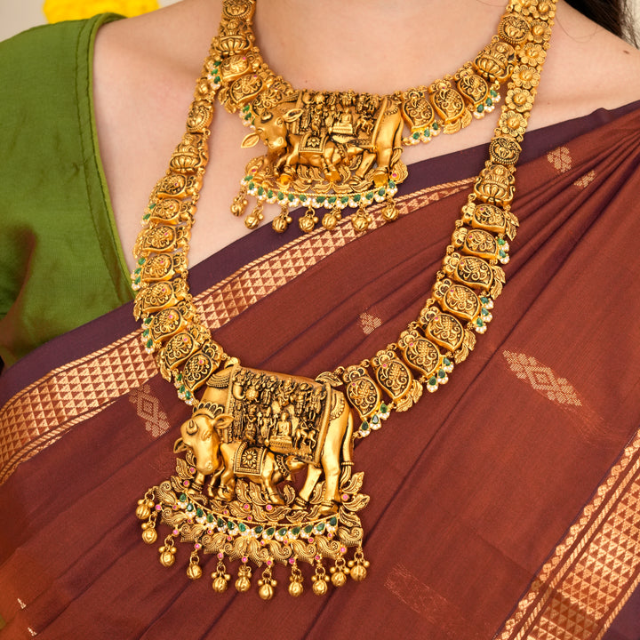 Komatha with Engraved Vishnu Avathara Haram