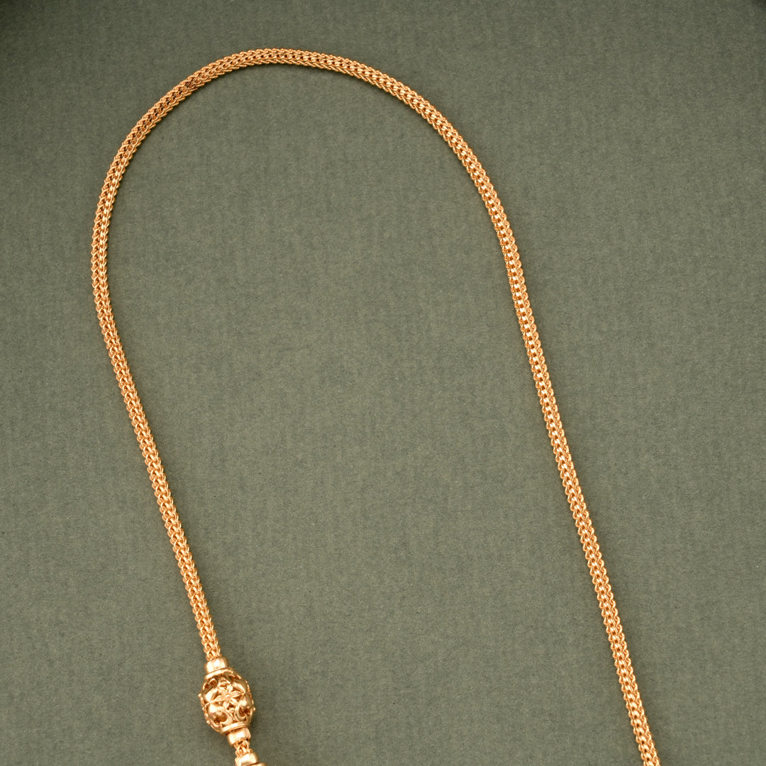 Classic Leaf Shape Golden Lakshmi Mugappu Chain