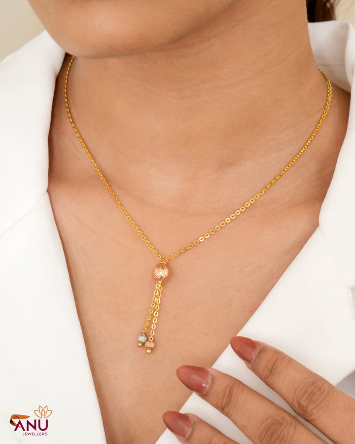 Fancy Design Gold Chain