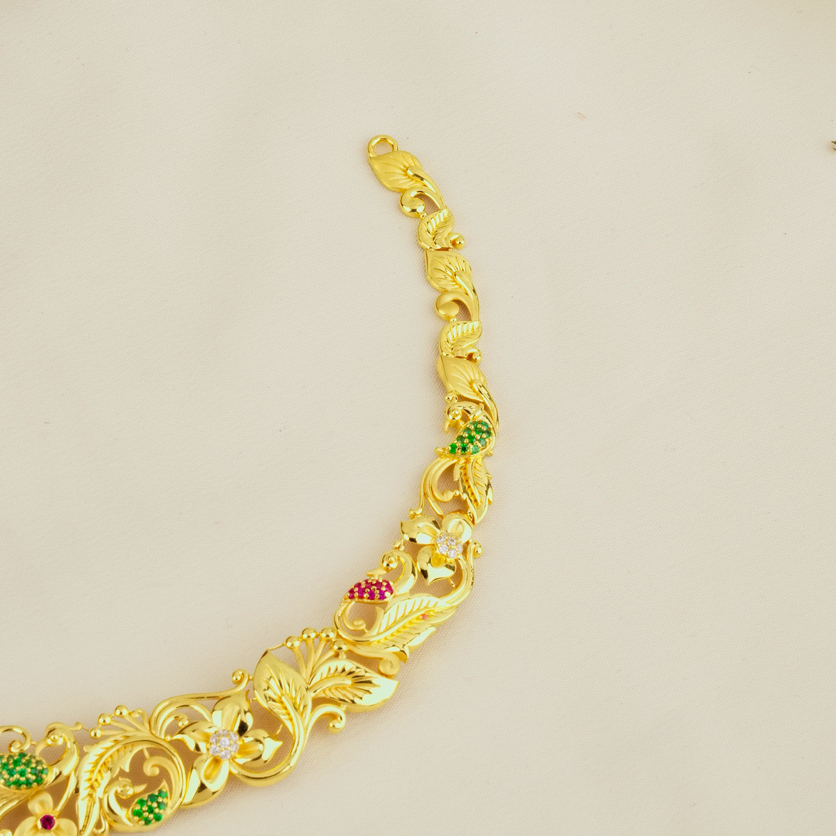 Blossom Centerpiece Gold Necklace