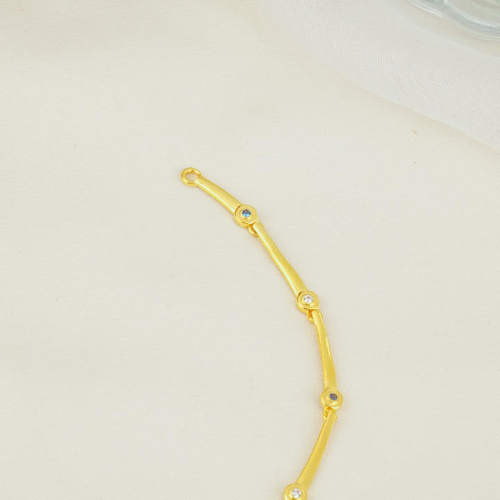 Modern Minimal Gold Fancy Necklace