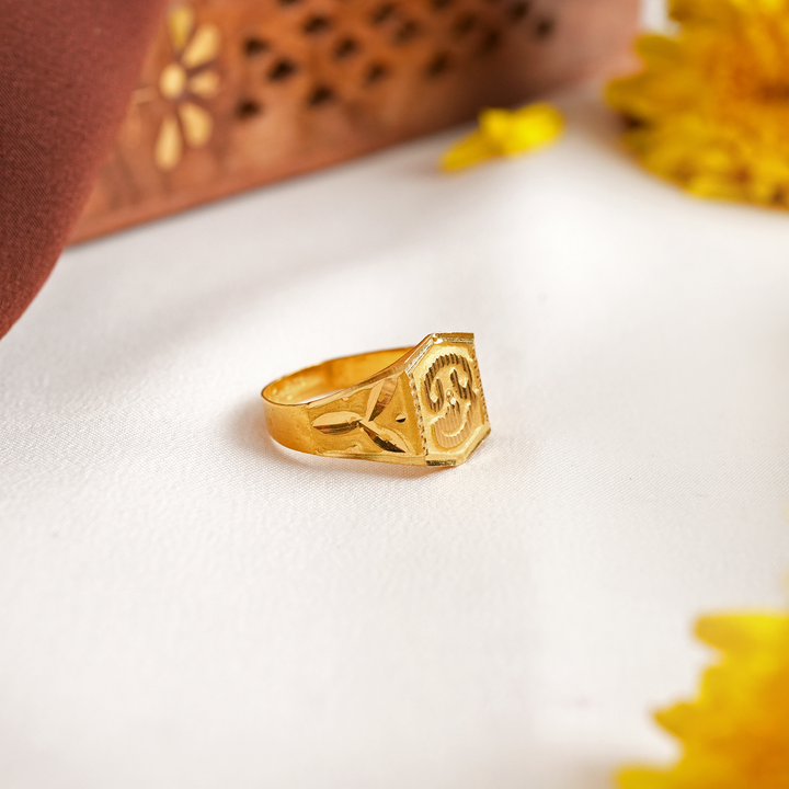 Devotional OM Shine Gold Ring