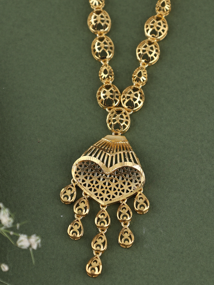 Golden Heart With Drop Turkey Haram