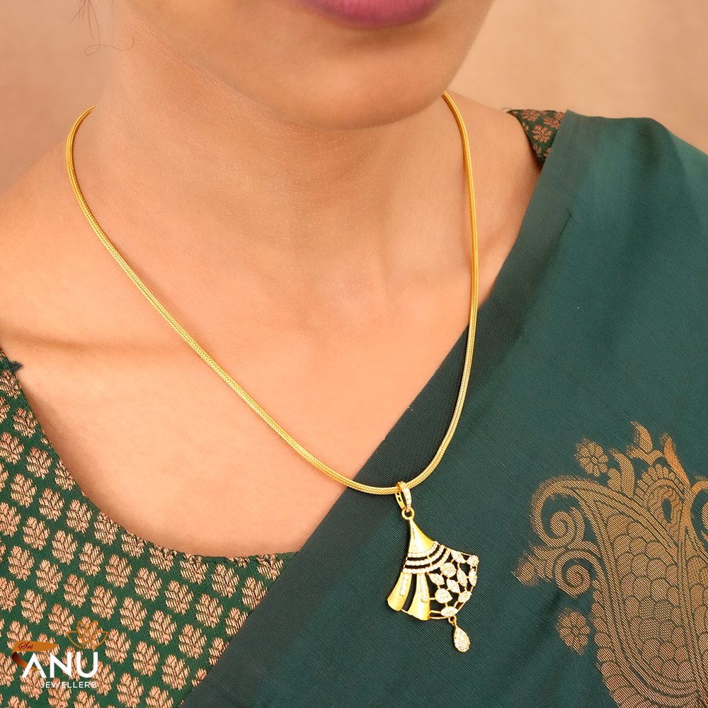 Stylish White Stone Design Gold Pendant