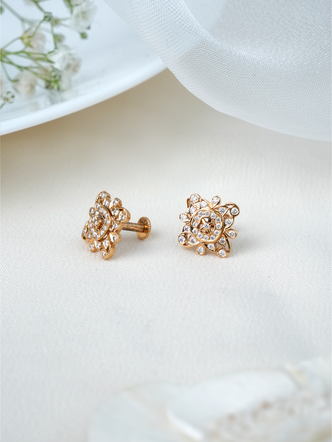 Eternal Cluster Diamond Studs